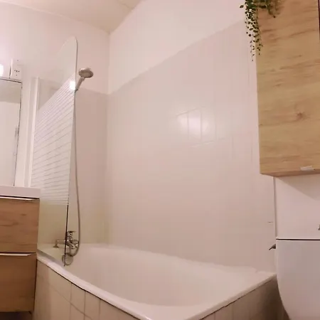 Apartament Au Coeur De Juan A Deux Pas Des Plages Antibes