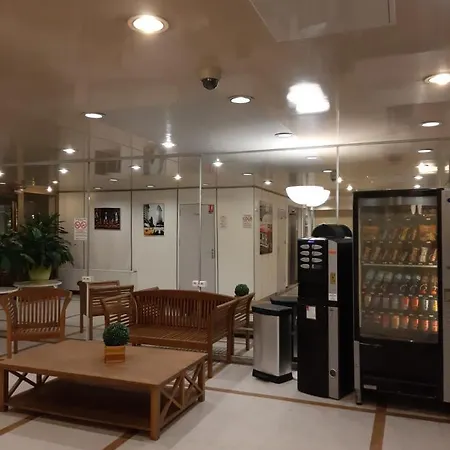 Au Coeur De Juan A Deux Pas Des Plages *